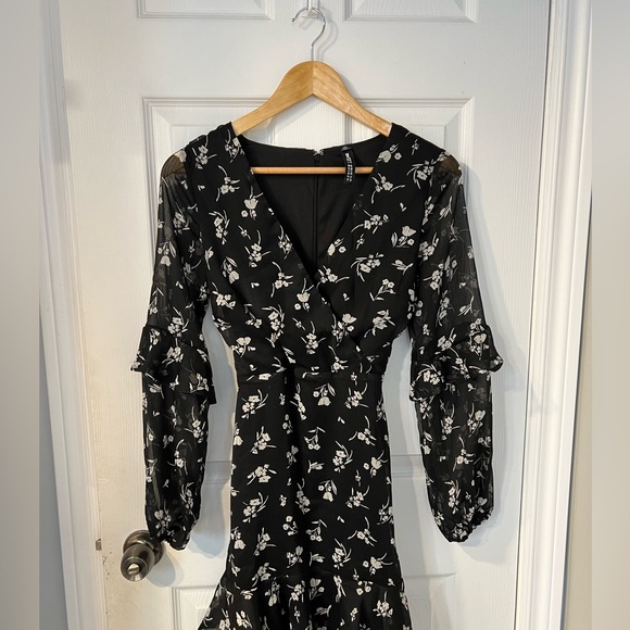 Lord and Taylor Design Lab Dress - Picture 4 of 5